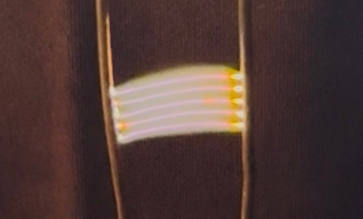 zoomed in photo showing 5 arcs per frame